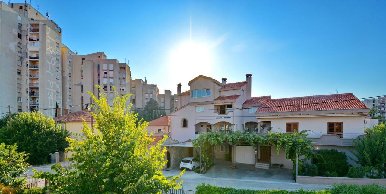 Apartments "M" Palace Zadar Exterior photo